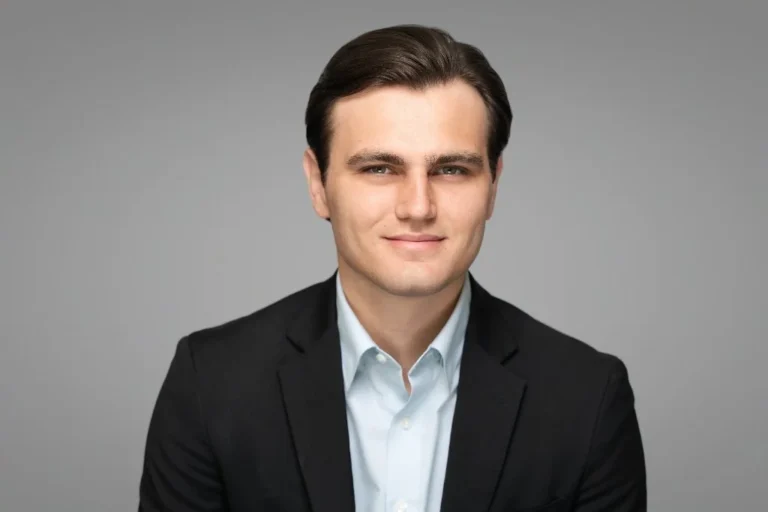Professional corporate headshot by Creative Soul Studios